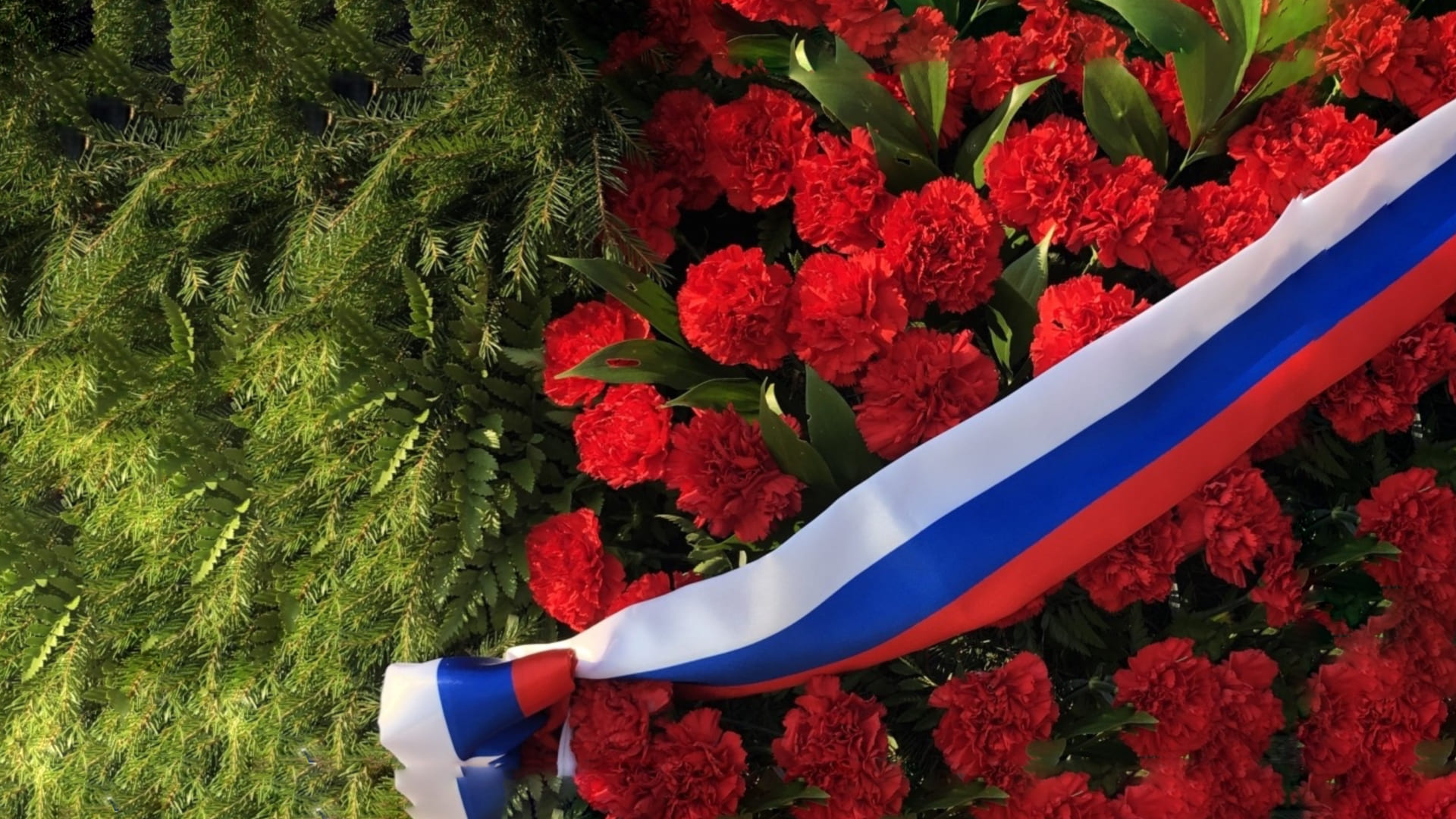 Проведение почетных похорон военных